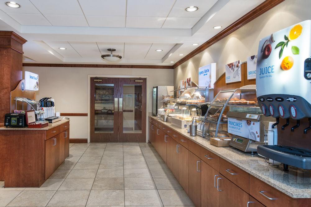 Holiday Inn Express & Suites Tilton By Ihg Eksteriør billede
