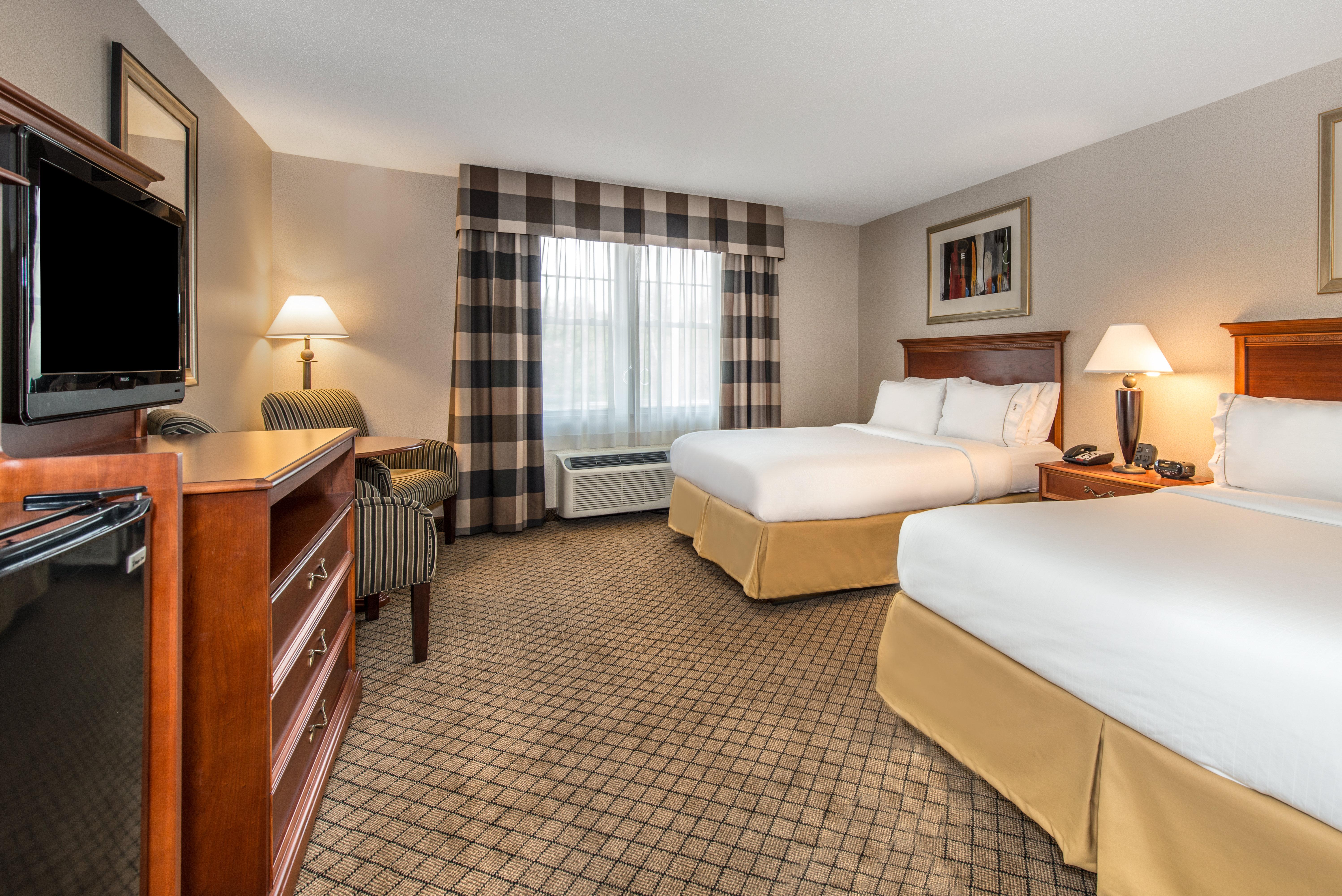 Holiday Inn Express & Suites Tilton By Ihg Eksteriør billede