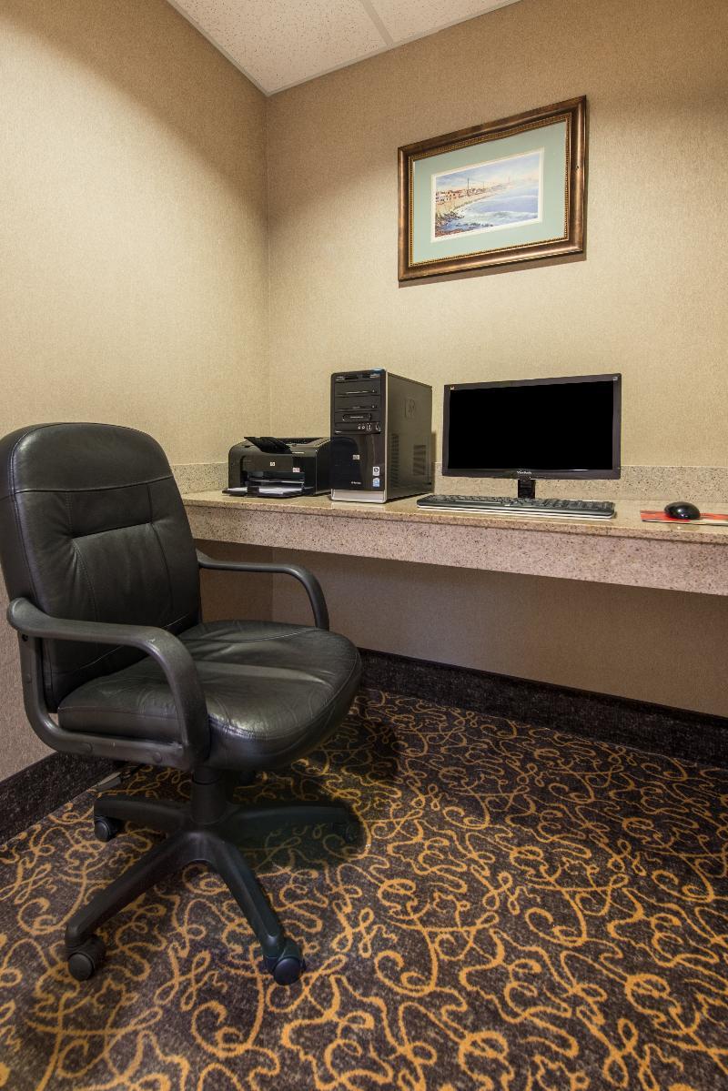 Holiday Inn Express & Suites Tilton By Ihg Eksteriør billede